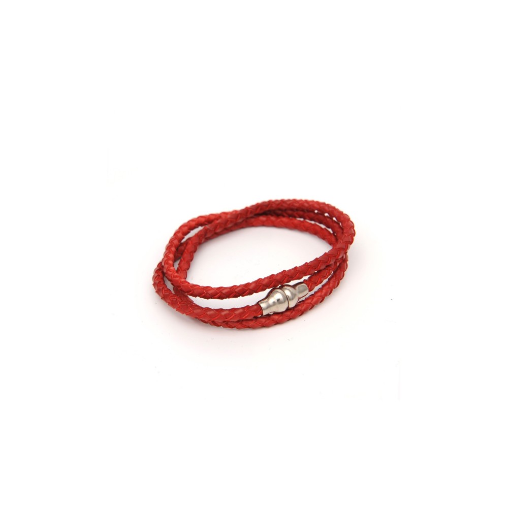 twisted leather bracelet in triple loops and magnetic clasp