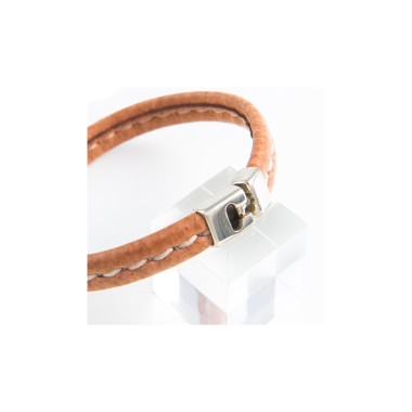 Bracelet en cuir et couture en sisal