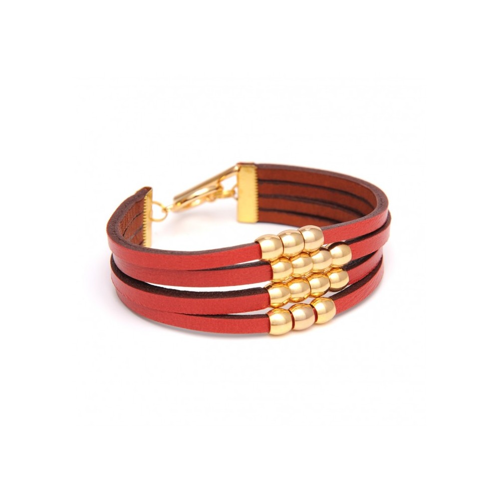 Bracelet en cuir et pièces en métal doré