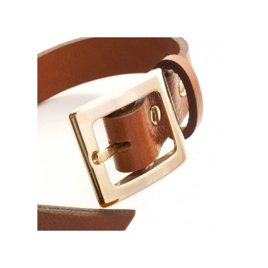 Leather bracelet and belt clasp in gold fashion jewellery.