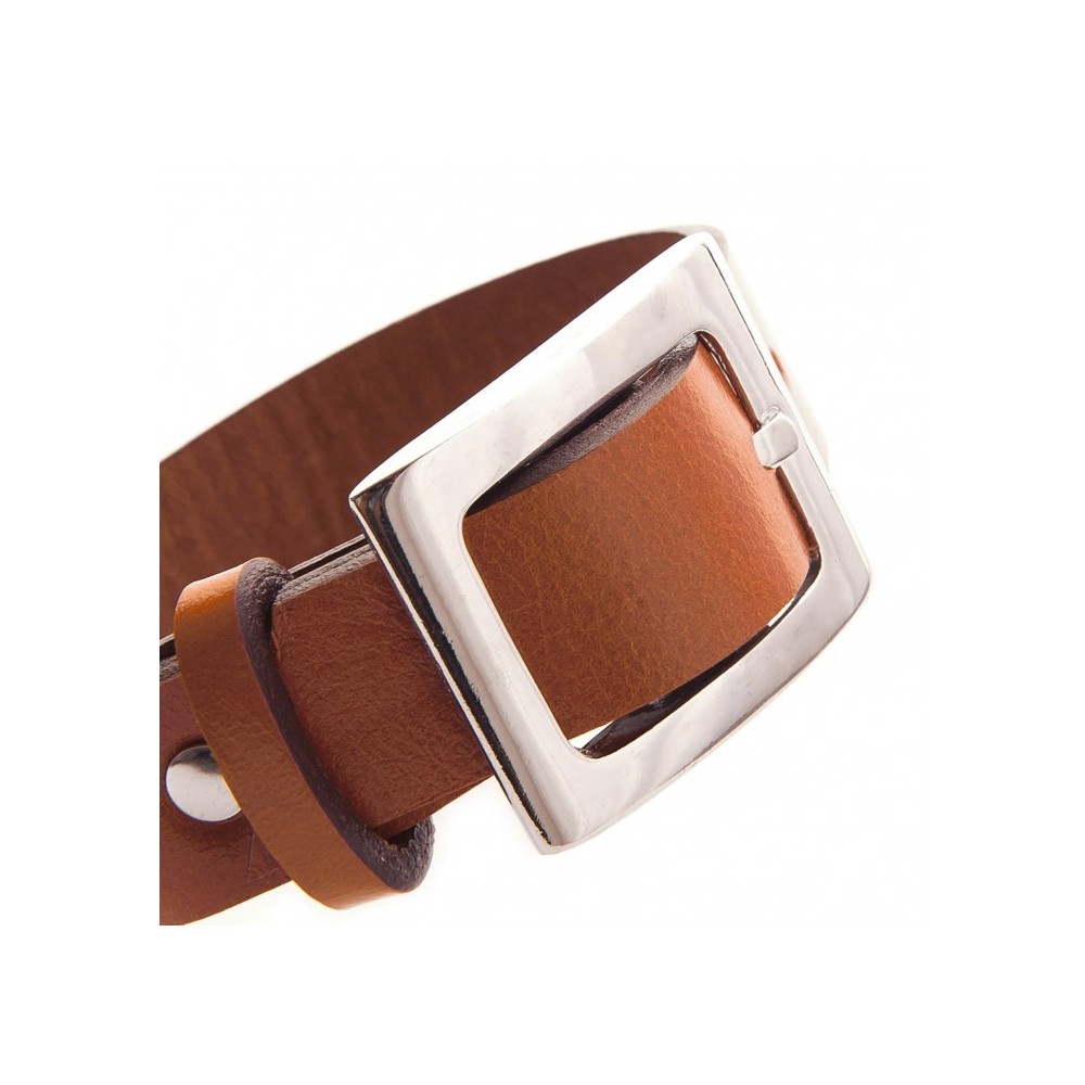 Leather bracelet and belt clasp in fashion silver Jewellery.