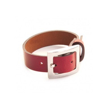 Leather bracelet and belt clasp in fashion silver Jewellery.