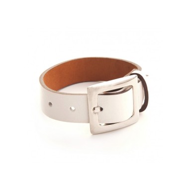 Leather bracelet and belt clasp in fashion silver Jewellery.