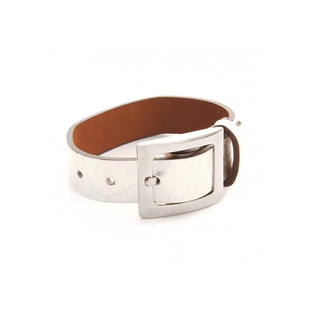 Leather bracelet and belt clasp in fashion silver Jewellery.