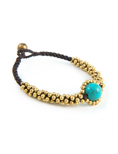 Bracelet macraméd with brass beads and natural stone ball.